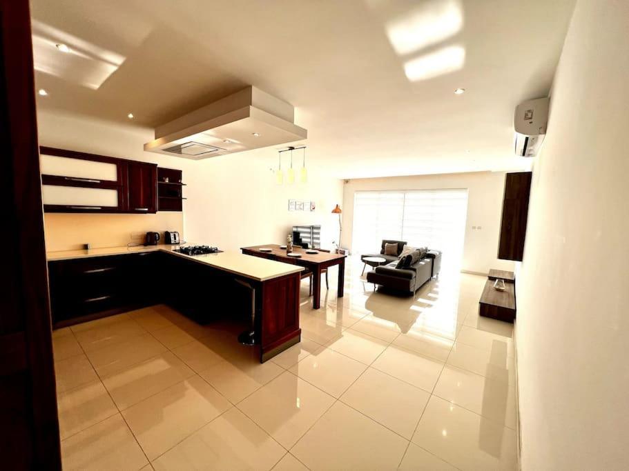 Viewline Seaview Modern 3 Bedroom Apartment Marsaxlokk Zewnętrze zdjęcie